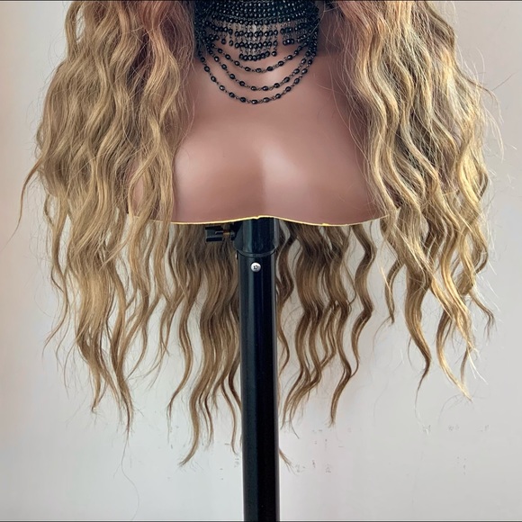 28” Ombre Auburn/Toffee Brown Lace Front Synthetic Wig - Picture 2 of 11